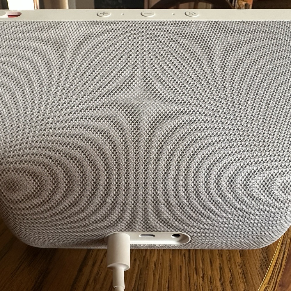 Echo Show 8 1st Gen EUC - Picture 5 of 6